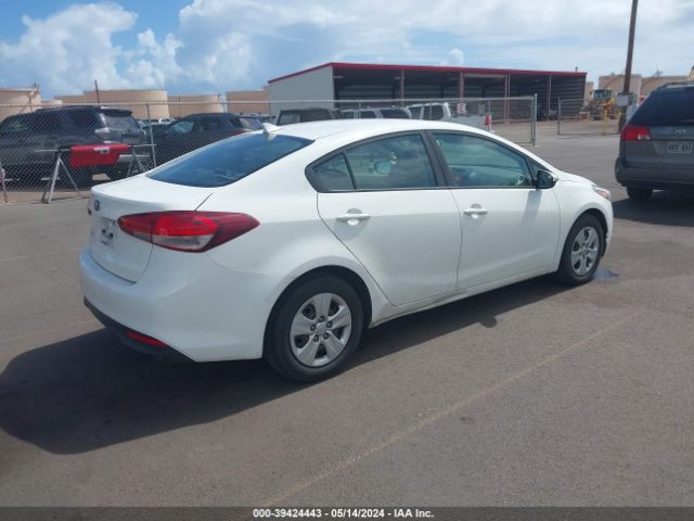 Photo 3 VIN: 3KPFK4A79HE099055 - KIA FORTE 