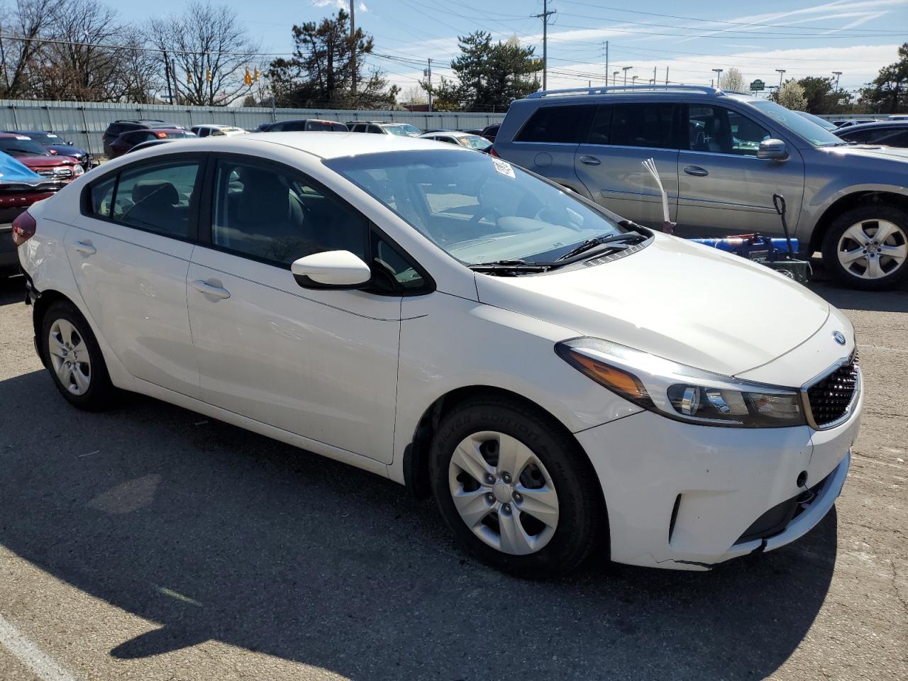 Photo 3 VIN: 3KPFK4A79HE120860 - KIA FORTE 