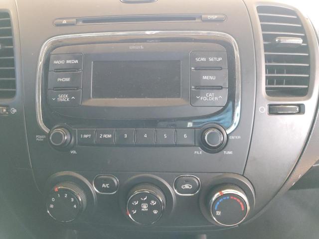 Photo 8 VIN: 3KPFK4A79HE131549 - KIA FORTE LX 