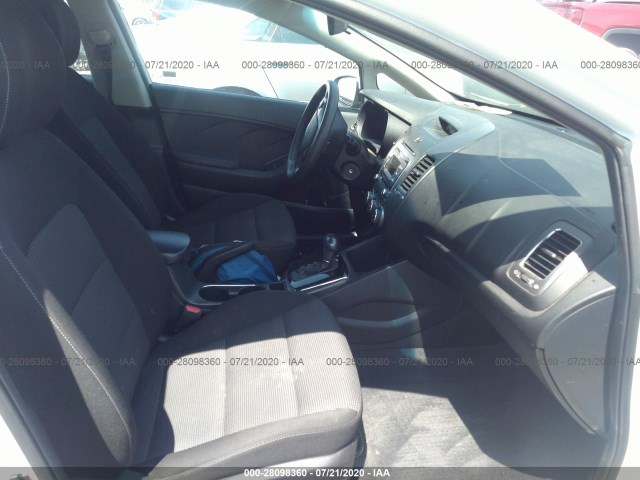 Photo 4 VIN: 3KPFK4A79HE135729 - KIA FORTE 