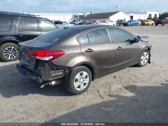 Photo 3 VIN: 3KPFK4A79HE135987 - KIA FORTE 