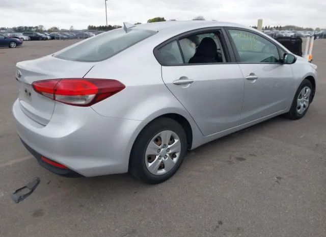 Photo 3 VIN: 3KPFK4A79HE142583 - KIA FORTE 