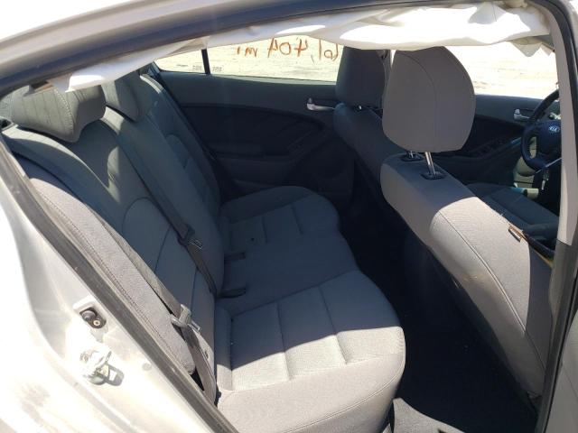 Photo 5 VIN: 3KPFK4A79HE156001 - KIA FORTE LX 