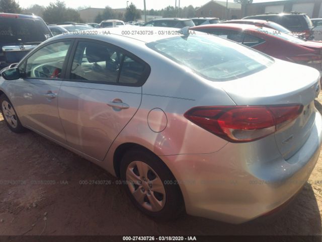 Photo 2 VIN: 3KPFK4A79JE168865 - KIA FORTE 