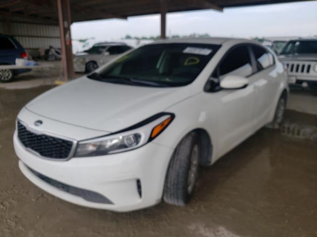 Photo 1 VIN: 3KPFK4A79JE218504 - KIA FORTE LX 