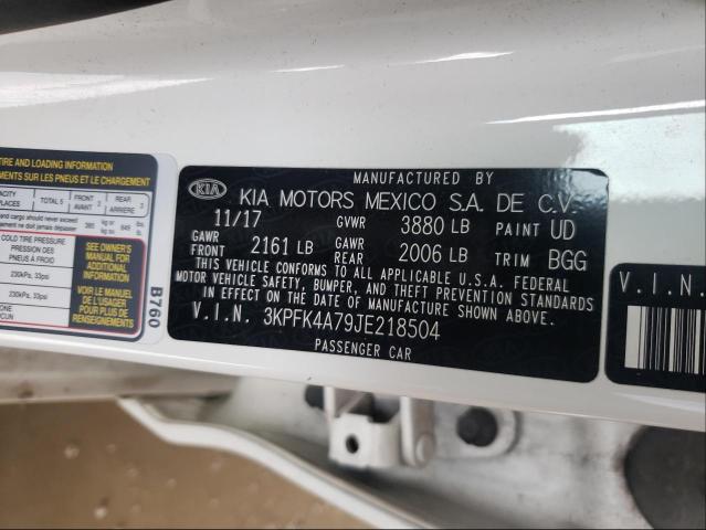 Photo 9 VIN: 3KPFK4A79JE218504 - KIA FORTE LX 