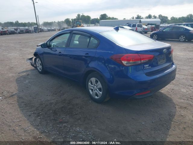 Photo 2 VIN: 3KPFK4A79JE226697 - KIA FORTE 