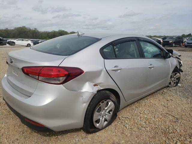 Photo 3 VIN: 3KPFK4A79JE246299 - KIA FORTE LX 