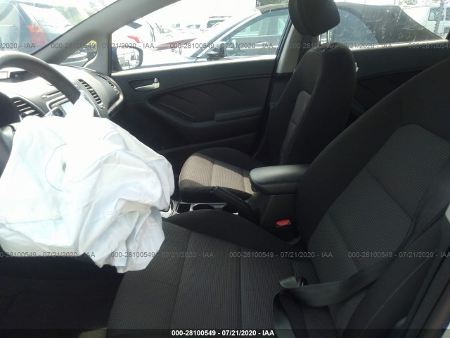 Photo 4 VIN: 3KPFK4A79JE271168 - KIA FORTE 