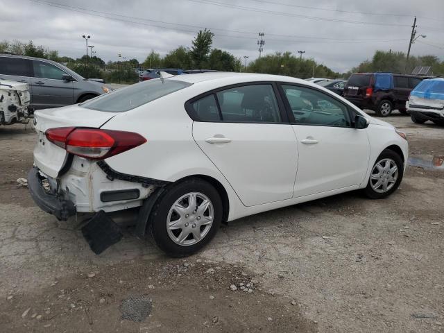 Photo 2 VIN: 3KPFK4A79JE272403 - KIA FORTE LX 