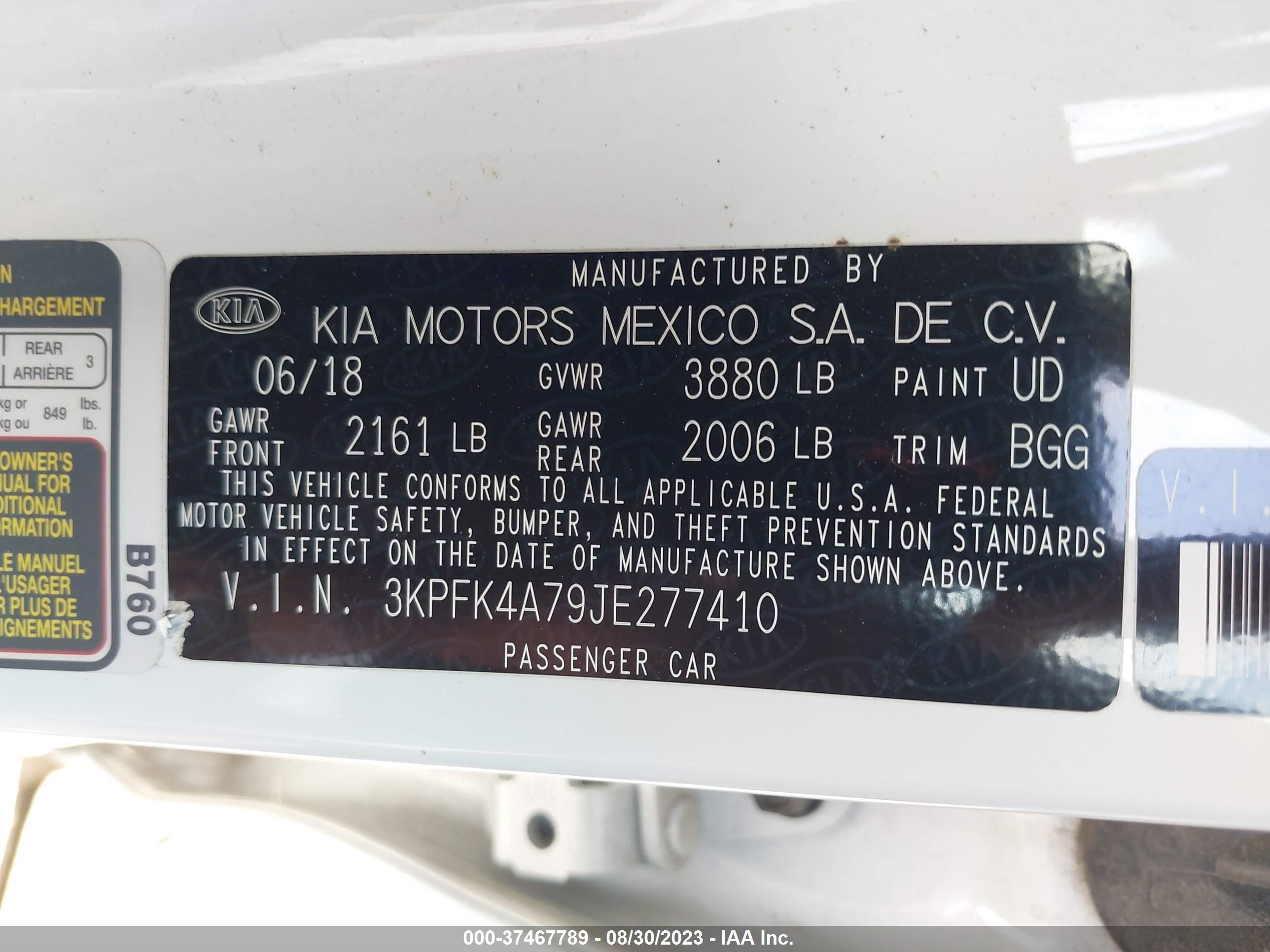 Photo 8 VIN: 3KPFK4A79JE277410 - KIA FORTE 