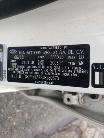 Photo 9 VIN: 3KPFK4A79JE280873 - KIA FORTE LX 