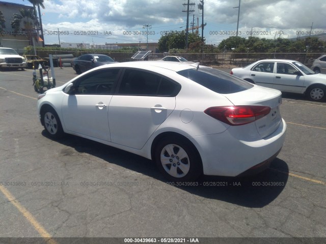 Photo 2 VIN: 3KPFK4A7XHE028219 - KIA FORTE 