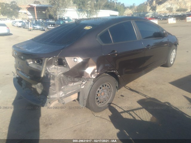 Photo 3 VIN: 3KPFK4A7XHE028690 - KIA FORTE 