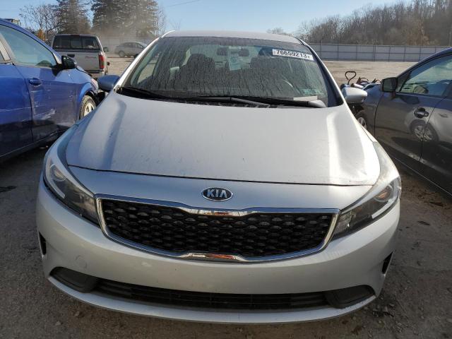 Photo 4 VIN: 3KPFK4A7XHE029628 - KIA FORTE 