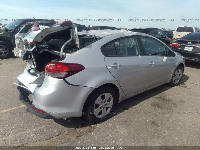 Photo 3 VIN: 3KPFK4A7XHE031265 - KIA FORTE 