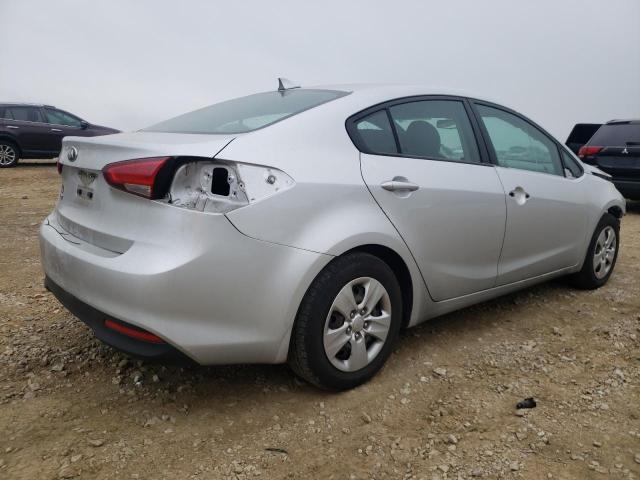 Photo 3 VIN: 3KPFK4A7XHE032772 - KIA FORTE LX 