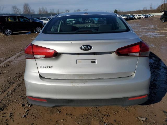 Photo 5 VIN: 3KPFK4A7XHE043593 - KIA FORTE 