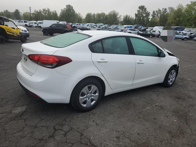 Photo 2 VIN: 3KPFK4A7XHE044954 - KIA FORTE LX 