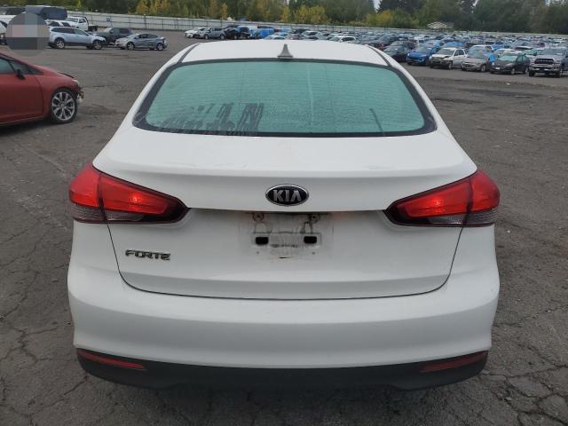 Photo 5 VIN: 3KPFK4A7XHE044954 - KIA FORTE LX 