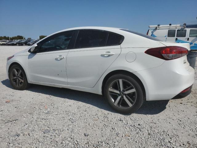 Photo 1 VIN: 3KPFK4A7XHE048504 - KIA FORTE LX 