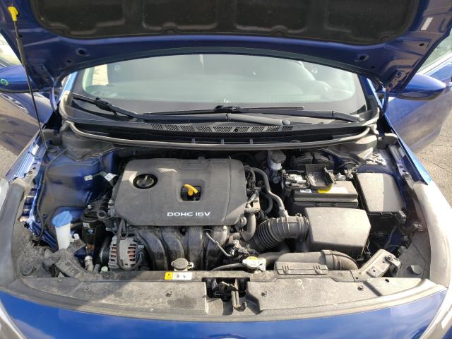 Photo 6 VIN: 3KPFK4A7XHE051905 - KIA FORTE 