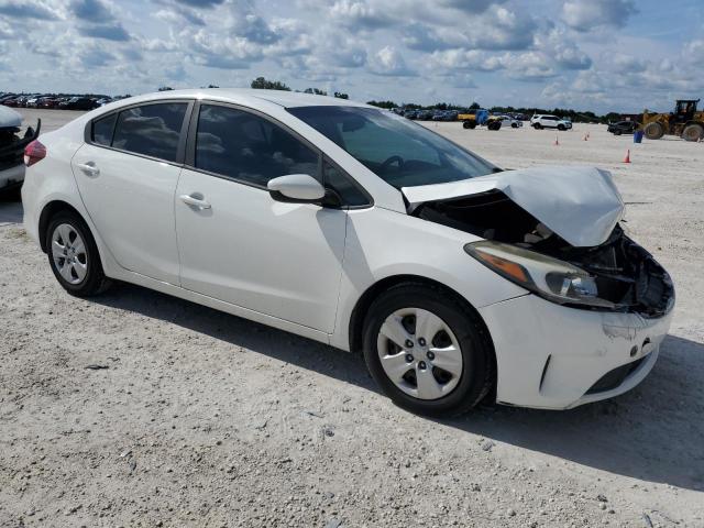 Photo 3 VIN: 3KPFK4A7XHE053914 - KIA FORTE LX 