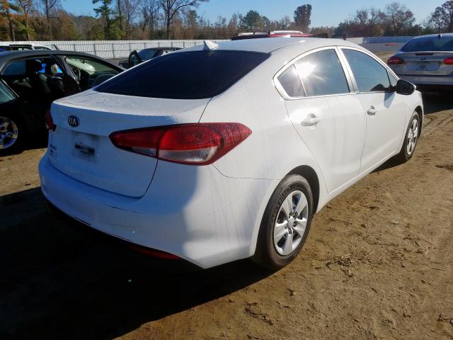 Photo 3 VIN: 3KPFK4A7XHE066288 - KIA FORTE LX 