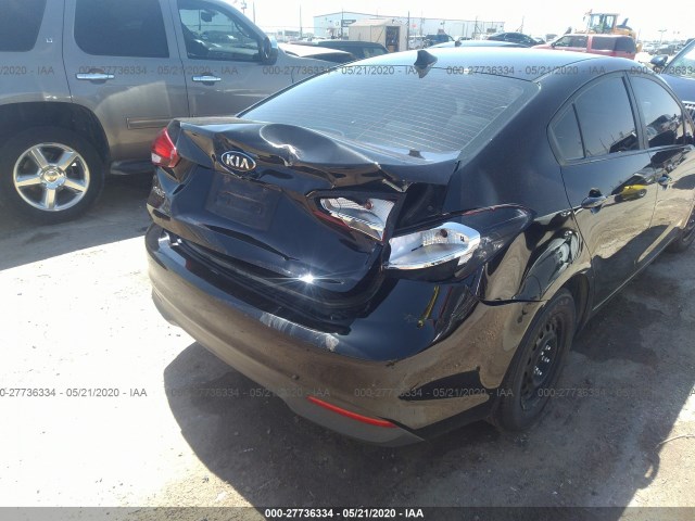 Photo 5 VIN: 3KPFK4A7XHE081230 - KIA FORTE 