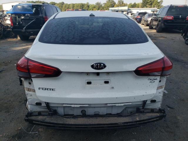 Photo 5 VIN: 3KPFK4A7XHE083785 - KIA FORTE 