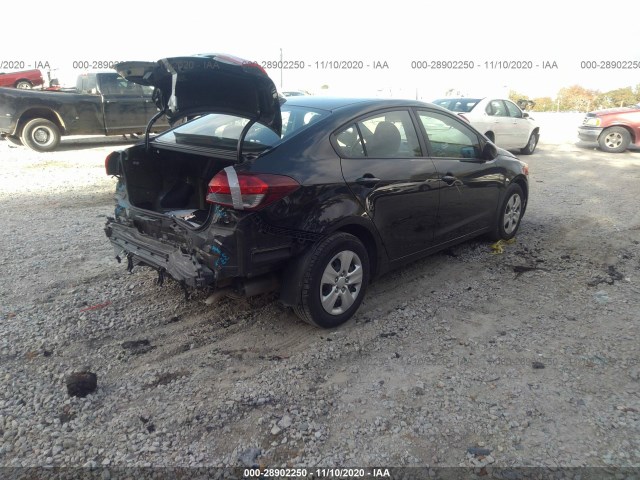 Photo 3 VIN: 3KPFK4A7XHE102643 - KIA FORTE 