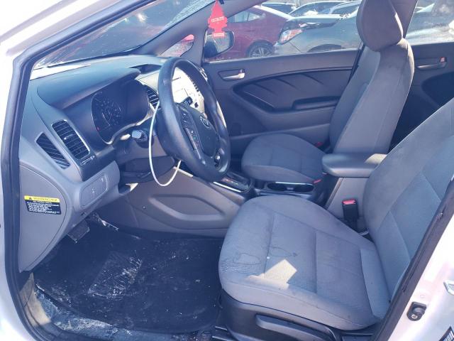 Photo 6 VIN: 3KPFK4A7XHE104313 - KIA FORTE 