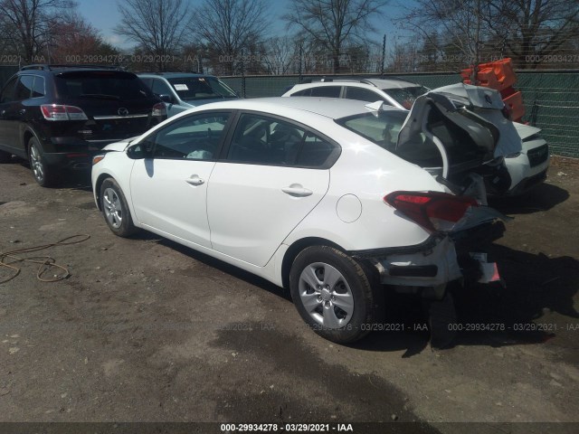 Photo 2 VIN: 3KPFK4A7XHE109608 - KIA FORTE 