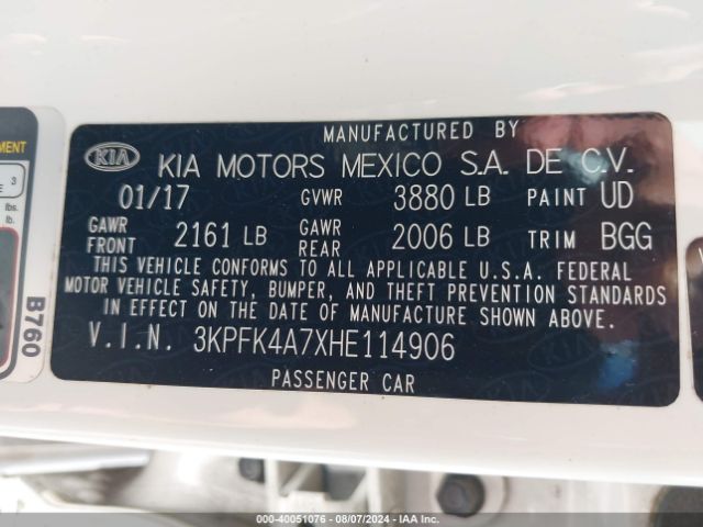 Photo 8 VIN: 3KPFK4A7XHE114906 - KIA FORTE 