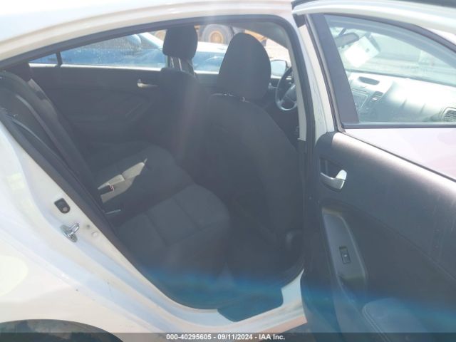 Photo 7 VIN: 3KPFK4A7XHE115540 - KIA FORTE 