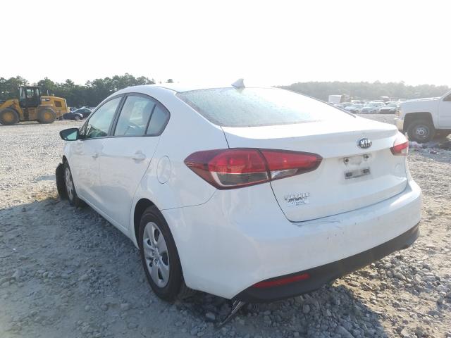 Photo 2 VIN: 3KPFK4A7XHE118597 - KIA FORTE LX 