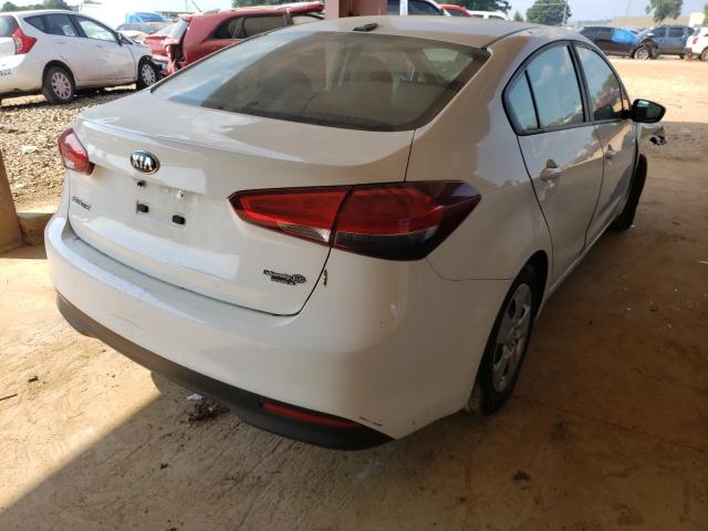 Photo 3 VIN: 3KPFK4A7XHE119037 - KIA FORTE LX 