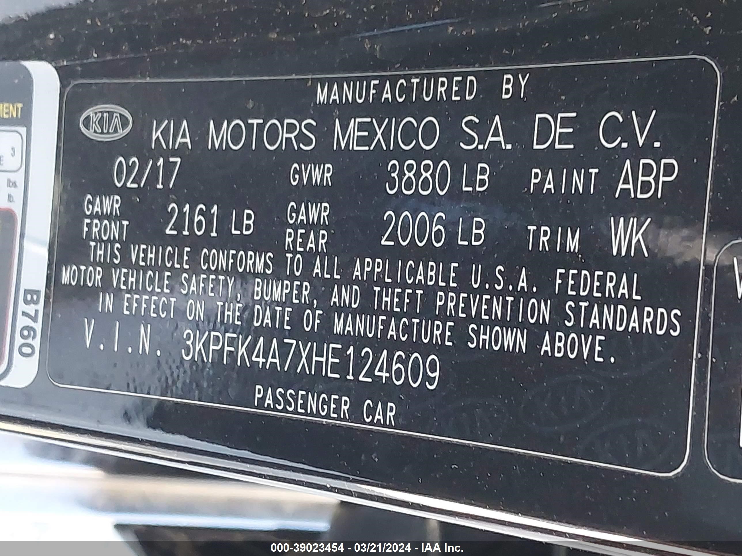 Photo 8 VIN: 3KPFK4A7XHE124609 - KIA FORTE 