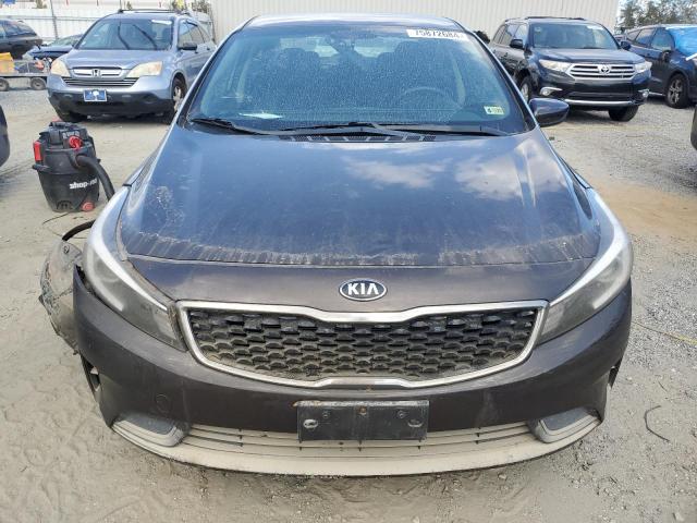 Photo 4 VIN: 3KPFK4A7XHE131110 - KIA FORTE LX 