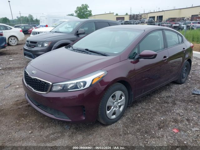 Photo 1 VIN: 3KPFK4A7XHE131303 - KIA FORTE 