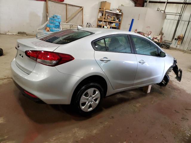 Photo 2 VIN: 3KPFK4A7XHE144648 - KIA FORTE LX 