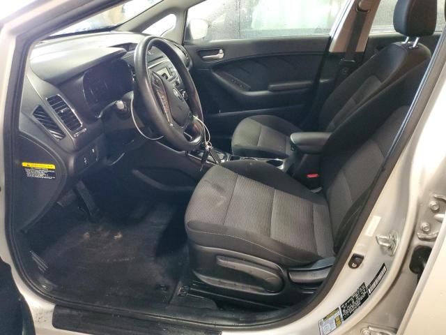 Photo 6 VIN: 3KPFK4A7XHE144648 - KIA FORTE LX 