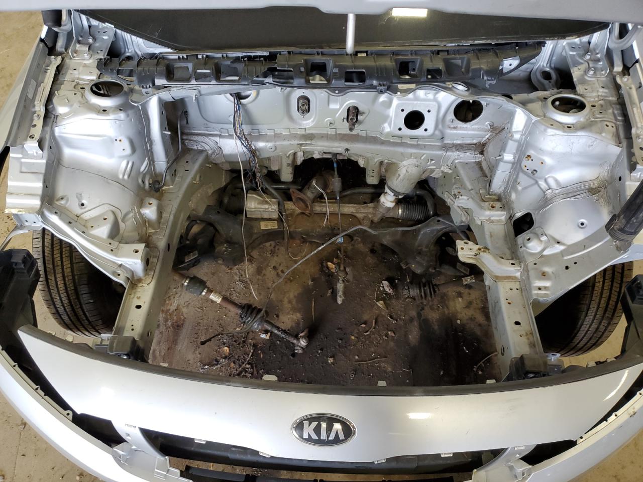 Photo 10 VIN: 3KPFK4A7XHE146593 - KIA FORTE 