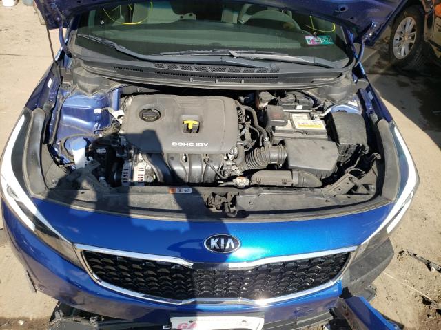 Photo 6 VIN: 3KPFK4A7XHE149977 - KIA FORTE LX 