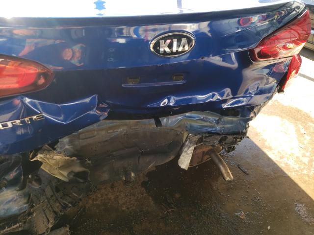 Photo 8 VIN: 3KPFK4A7XHE149977 - KIA FORTE LX 