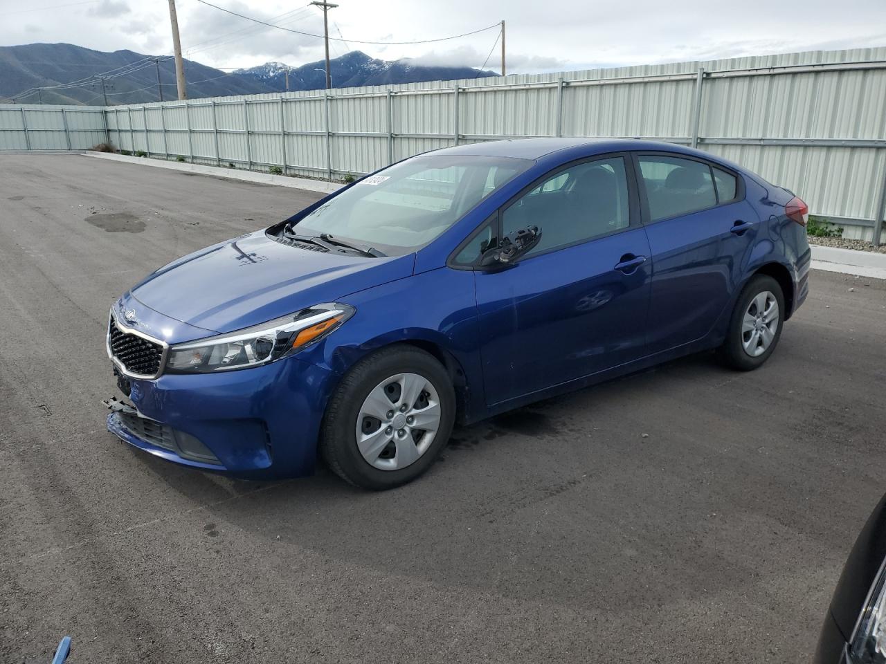 Photo 0 VIN: 3KPFK4A7XHE156556 - KIA FORTE 