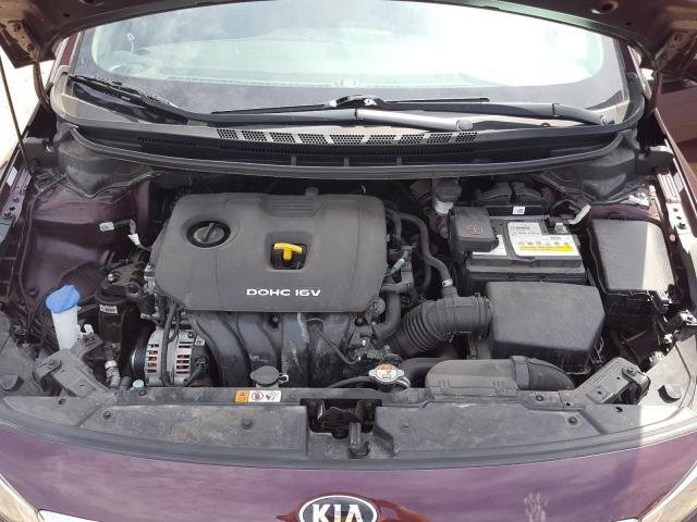 Photo 6 VIN: 3KPFK4A7XJE168325 - KIA FORTE 