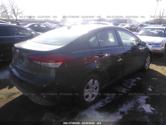 Photo 3 VIN: 3KPFK4A7XJE176618 - KIA FORTE 