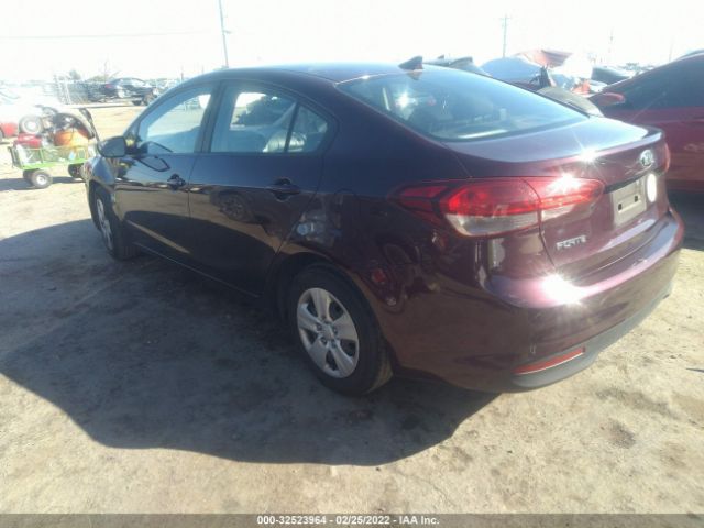 Photo 2 VIN: 3KPFK4A7XJE180104 - KIA FORTE 