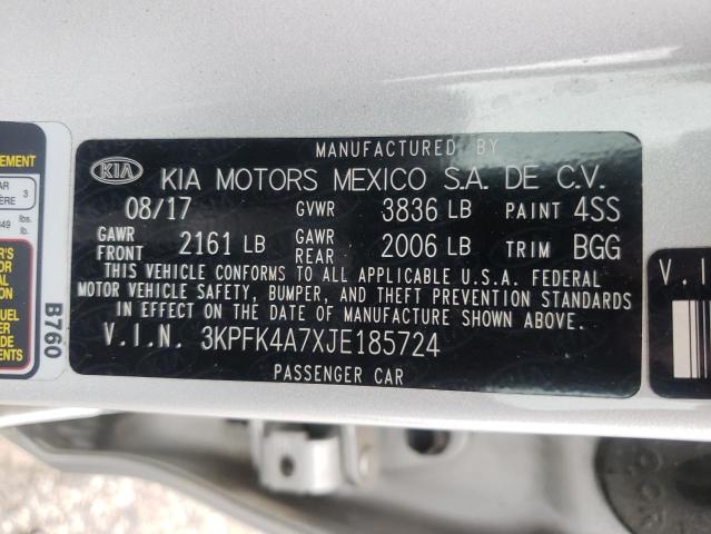 Photo 11 VIN: 3KPFK4A7XJE185724 - KIA FORTE LX 